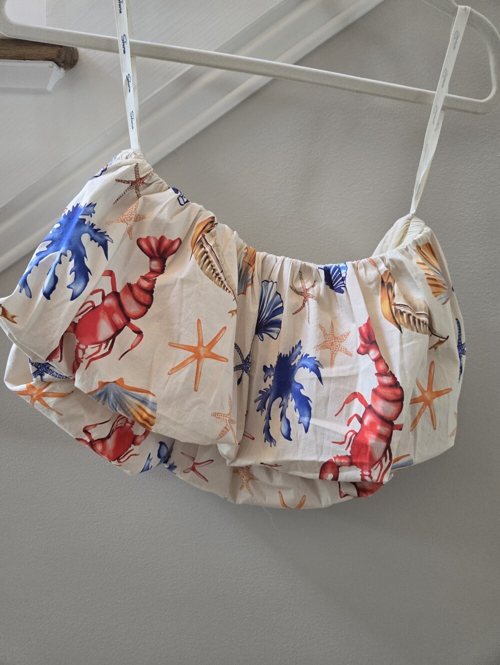 Women’s White Beach Print Bubble Top Red & Blue Shell Design